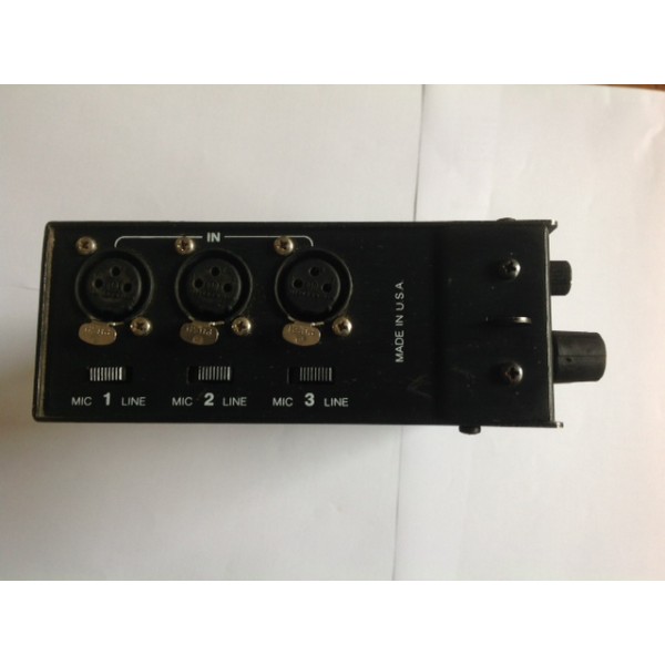 796 Usato Mixer Shure FP32