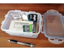 VARI Transparent boxes for little audio accessories