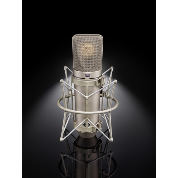 NEUMANN U67 Set Microfono Valvolare video